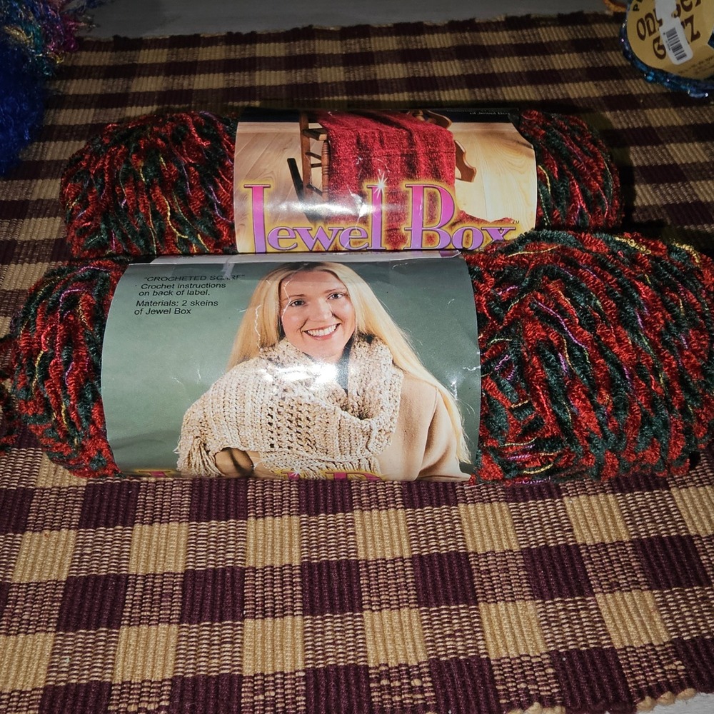 Caron Jewel Box Fire Agate Yarn 90 Yards 2‎ Full Skeins